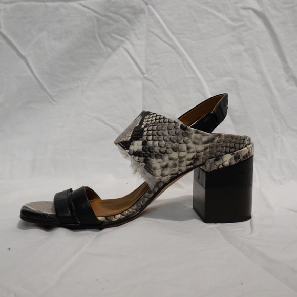 ARIAT Two24 Black w/Gray Snakeskin Print Block Heeled Slingback Sandals, size 7 - Picture 9 of 9